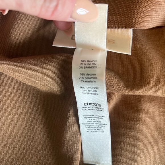 Chico's Women’s Ankle Pull on Pants Camel Size 2.5 Large - Picture 5 of 5